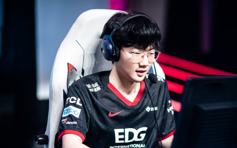 Rookie迎来十赛季高光表现,公牛球迷沸腾!的简单介绍 Rookie迎来十赛季高光表现,公牛球迷沸腾!的简单介绍