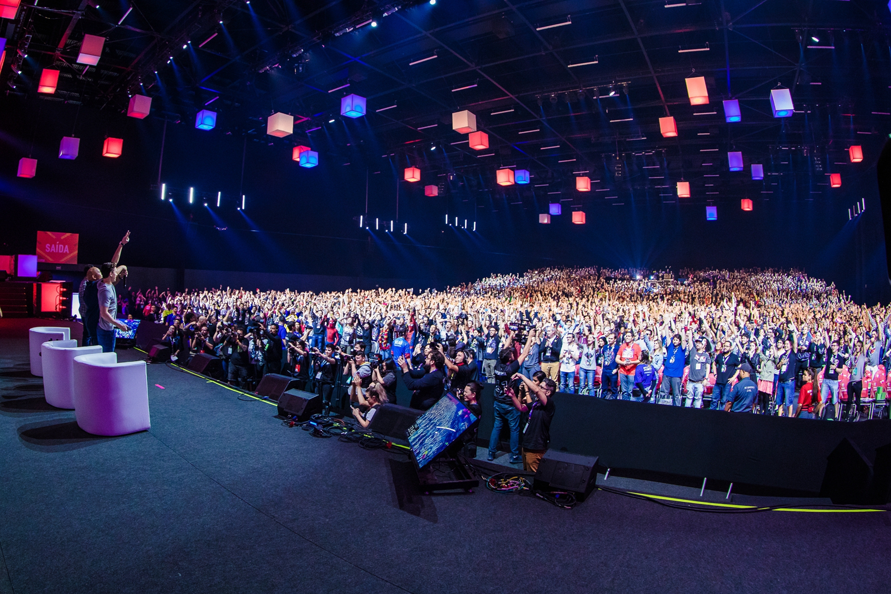 浓眉哥回归赛场，挺进下一轮首场状态亮眼，阿森纳观众沸腾！的简单介绍